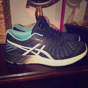 ASICS fuze X Lyte size 10 athletic shoe